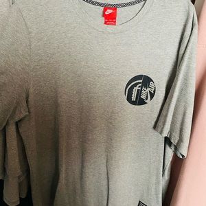 Nike Air t shirt